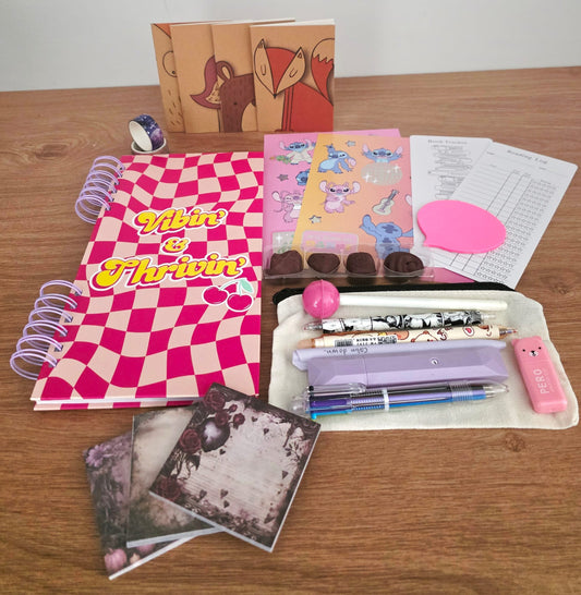 Bookish stationary bundle